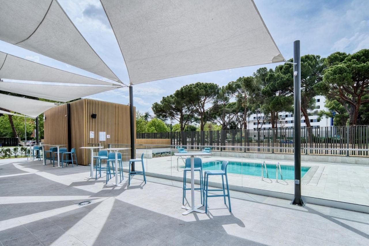 Holiday Inn Express - Madrid - Airport By Ihg Exterior photo