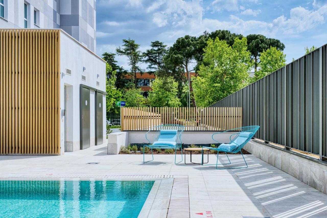 Holiday Inn Express - Madrid - Airport By Ihg Exterior photo